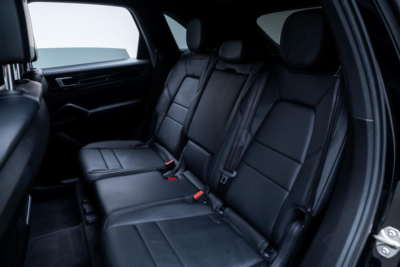 2019 Porsche Cayenne Heated Seats / Reverse Camera Portland OR