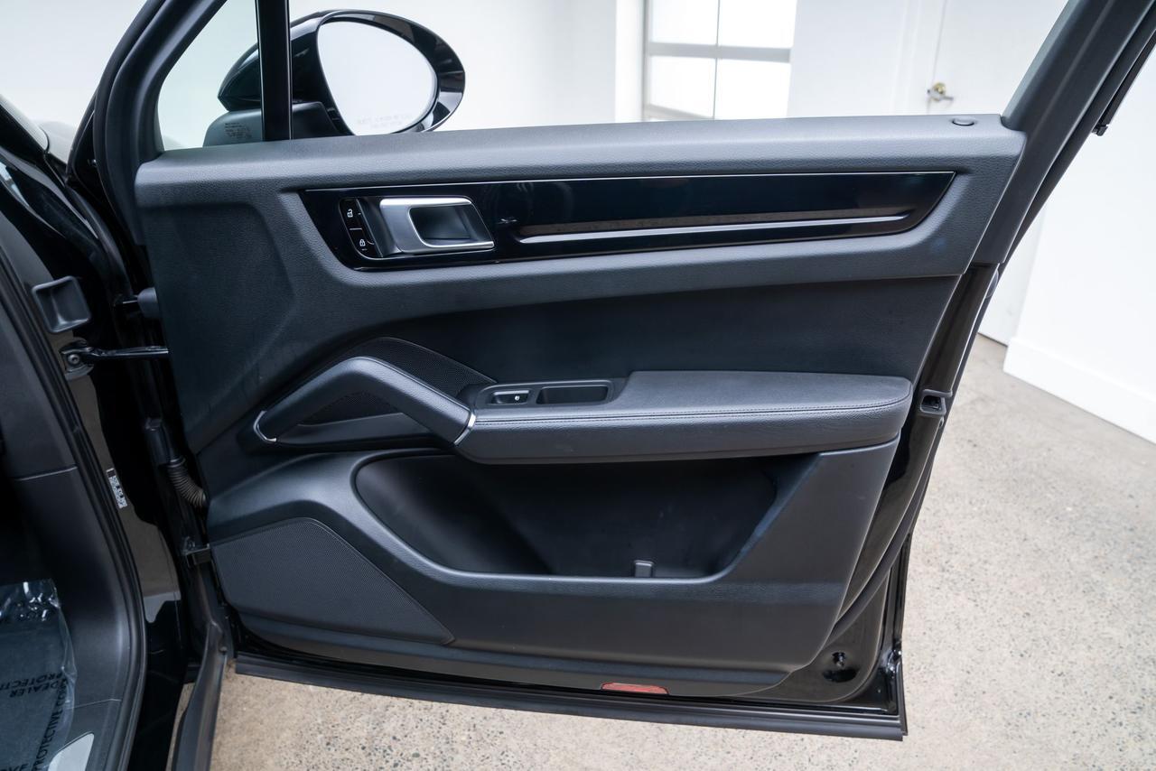 2019 Porsche Cayenne Heated Seats / Reverse Camera Portland OR