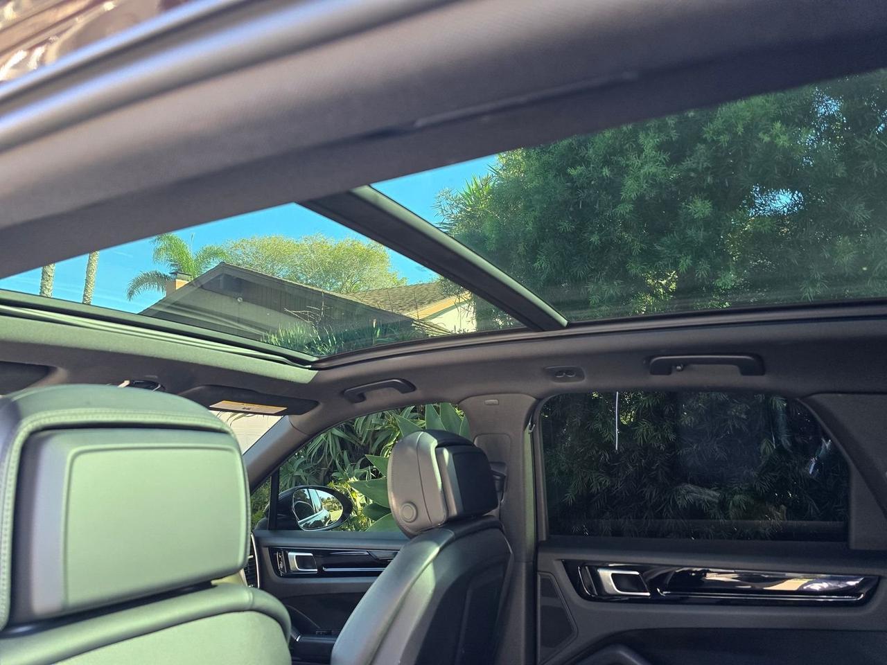 2019 Porsche Cayenne Panoramic Roof Comfort Access Portland OR