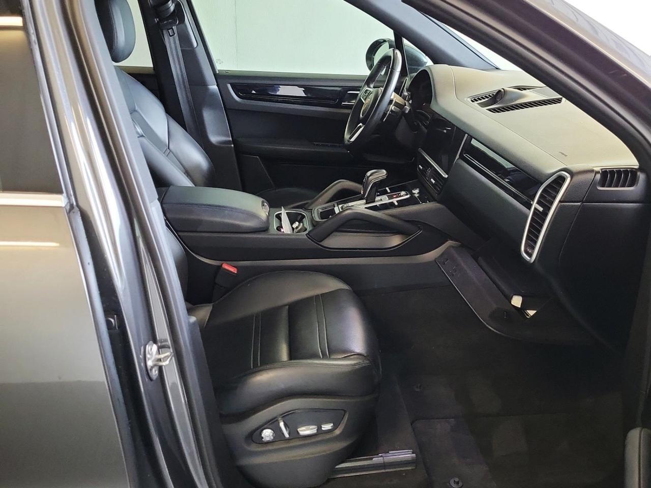 2019 Porsche Cayenne Panoramic Roof Heated Seats Portland OR