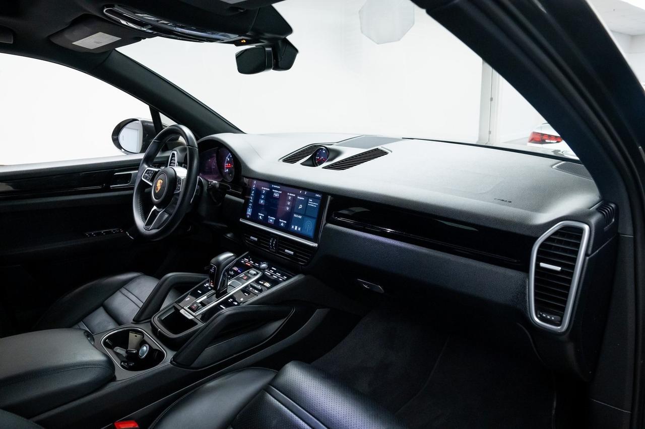 2019 Porsche Cayenne Premium Package Panoramic Roof Heated Seats Portland OR