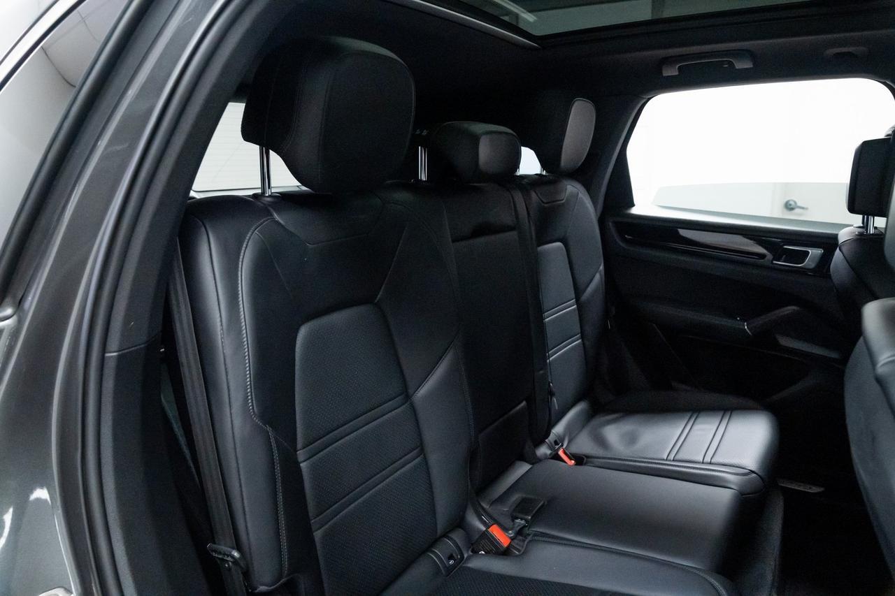 2019 Porsche Cayenne Premium Package Panoramic Roof Heated Seats Portland OR