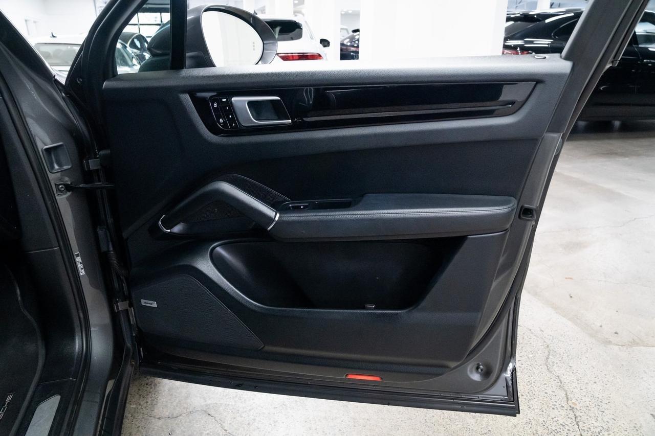 2019 Porsche Cayenne Premium Package Panoramic Roof Heated Seats Portland OR