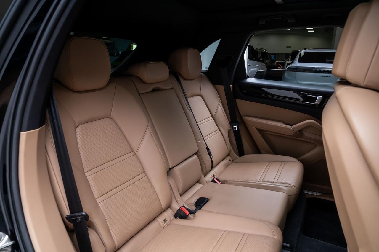 2019 Porsche Cayenne Premium Package Parkassist Portland OR