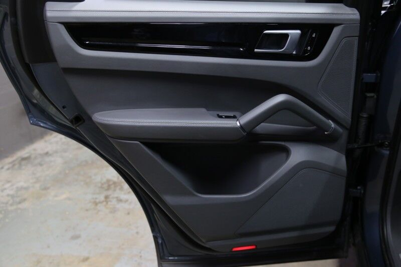2019 Porsche Cayenne S Plainview NY