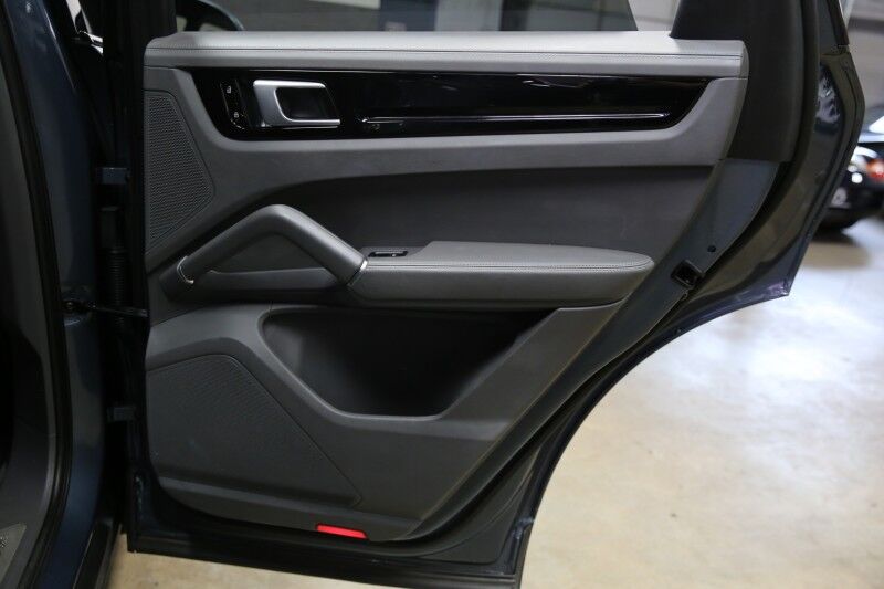 2019 Porsche Cayenne S Plainview NY