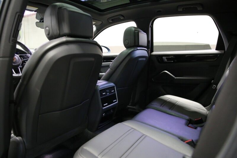 2019 Porsche Cayenne S Plainview NY