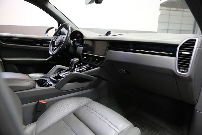 2019 Porsche Cayenne S Plainview NY