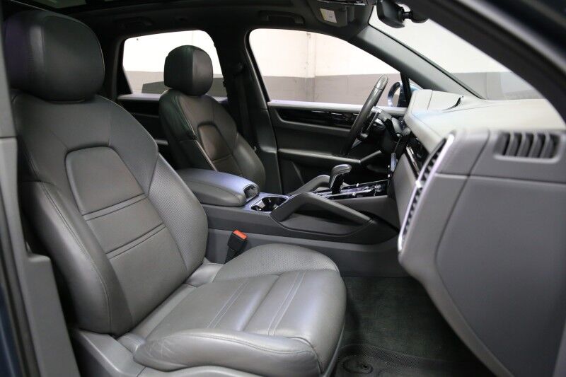 2019 Porsche Cayenne S Plainview NY