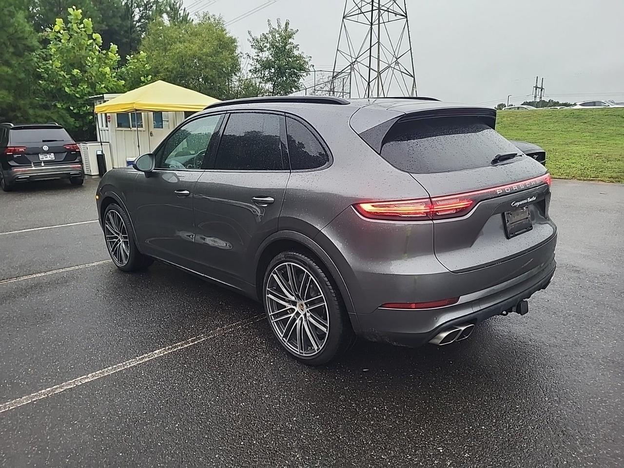 2019 Porsche Cayenne Turbo Burmester Sound / Carbon Ceramic Brakes Portland OR