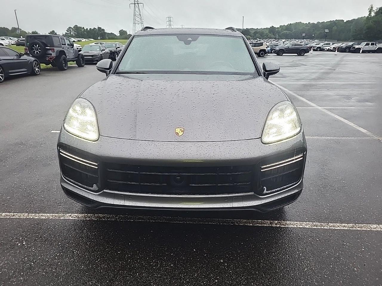 2019 Porsche Cayenne Turbo Burmester Sound / Carbon Ceramic Brakes Portland OR