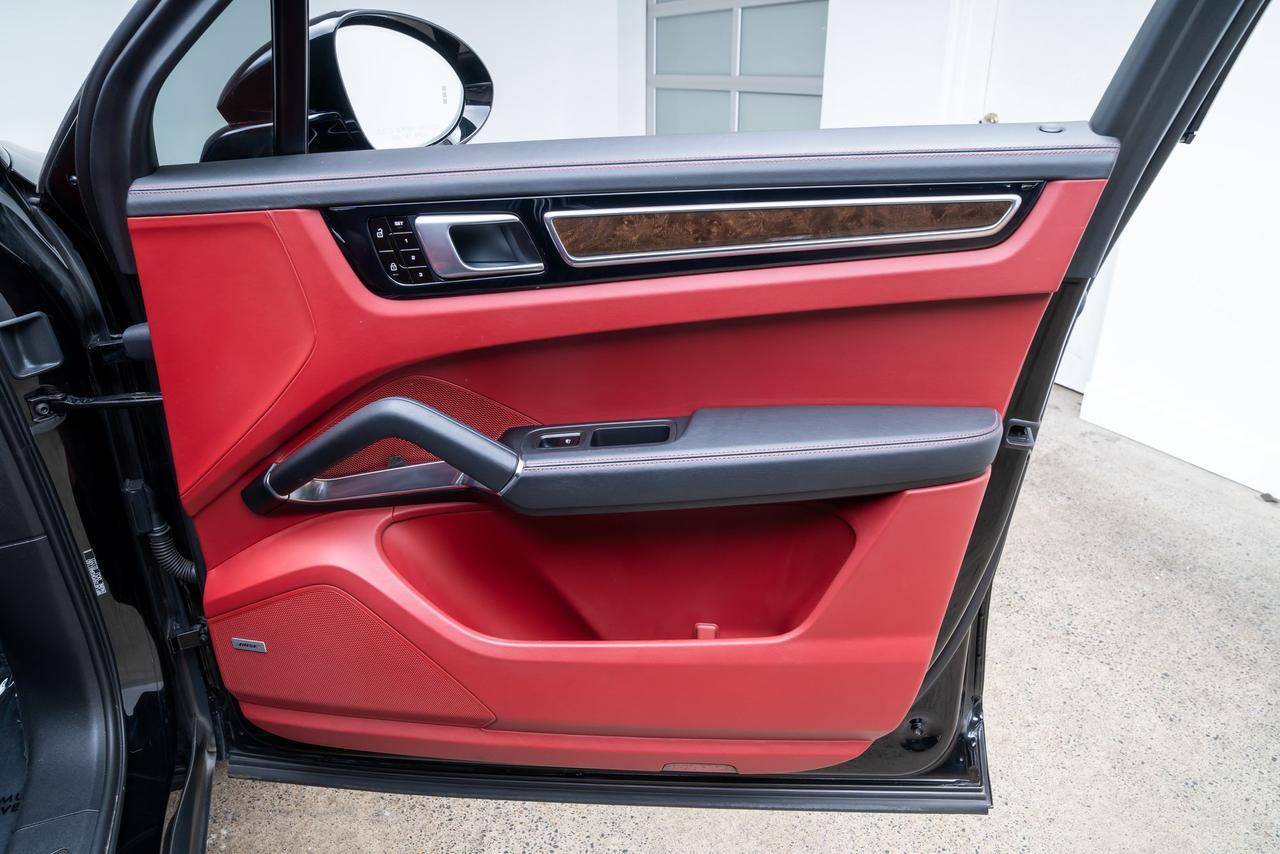 2019 Porsche Cayenne Turbo Premium Plus Package Ventilated Seats Adaptive Cru Portland OR
