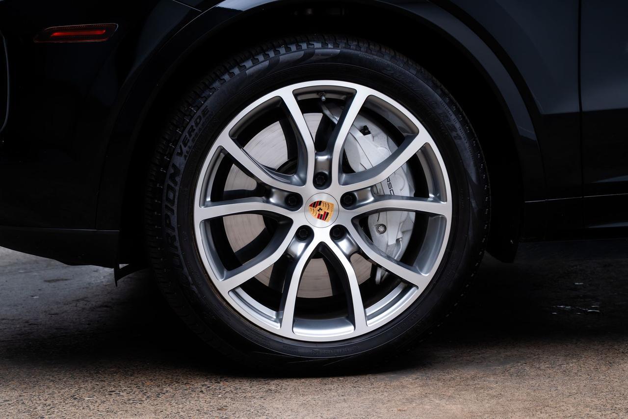 2019 Porsche Cayenne Turbo Premium Plus Package Ventilated Seats Adaptive Cru Portland OR