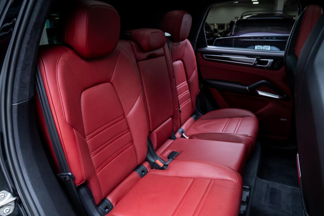 2019 Porsche Cayenne Turbo Premium Plus Package Ventilated Seats Adaptive Cru Portland OR