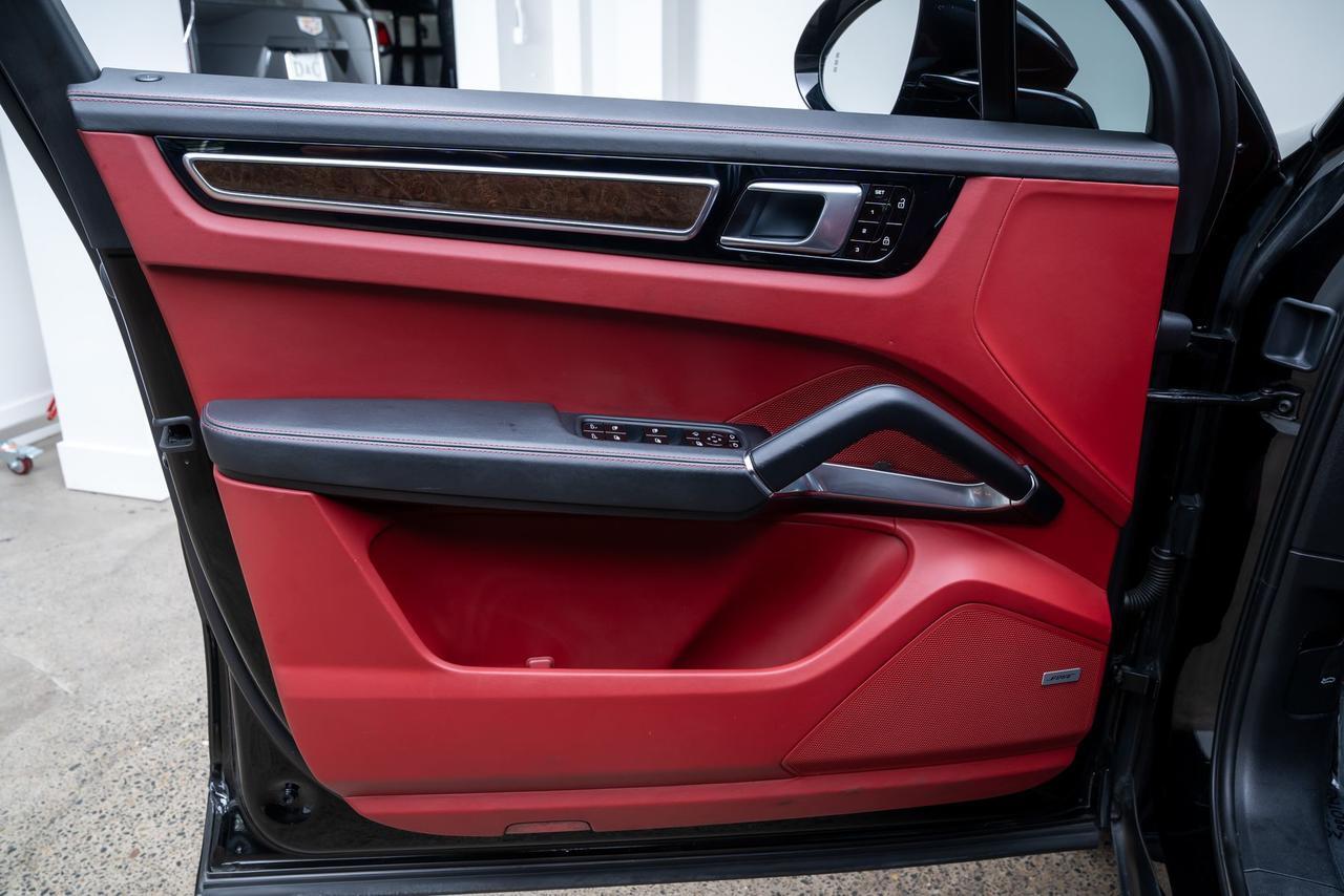 2019 Porsche Cayenne Turbo Premium Plus Package Ventilated Seats Adaptive Cru Portland OR