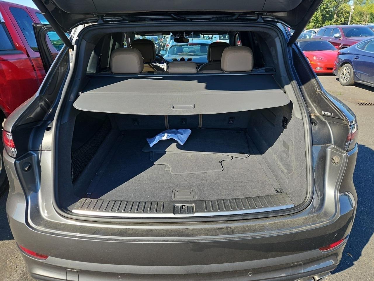 2019 Porsche Cayenne Turbo Ventilated Seats Soft Close Doors Portland OR