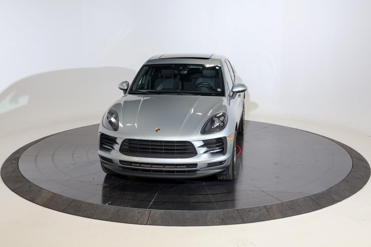 2019 Porsche Macan photo 3