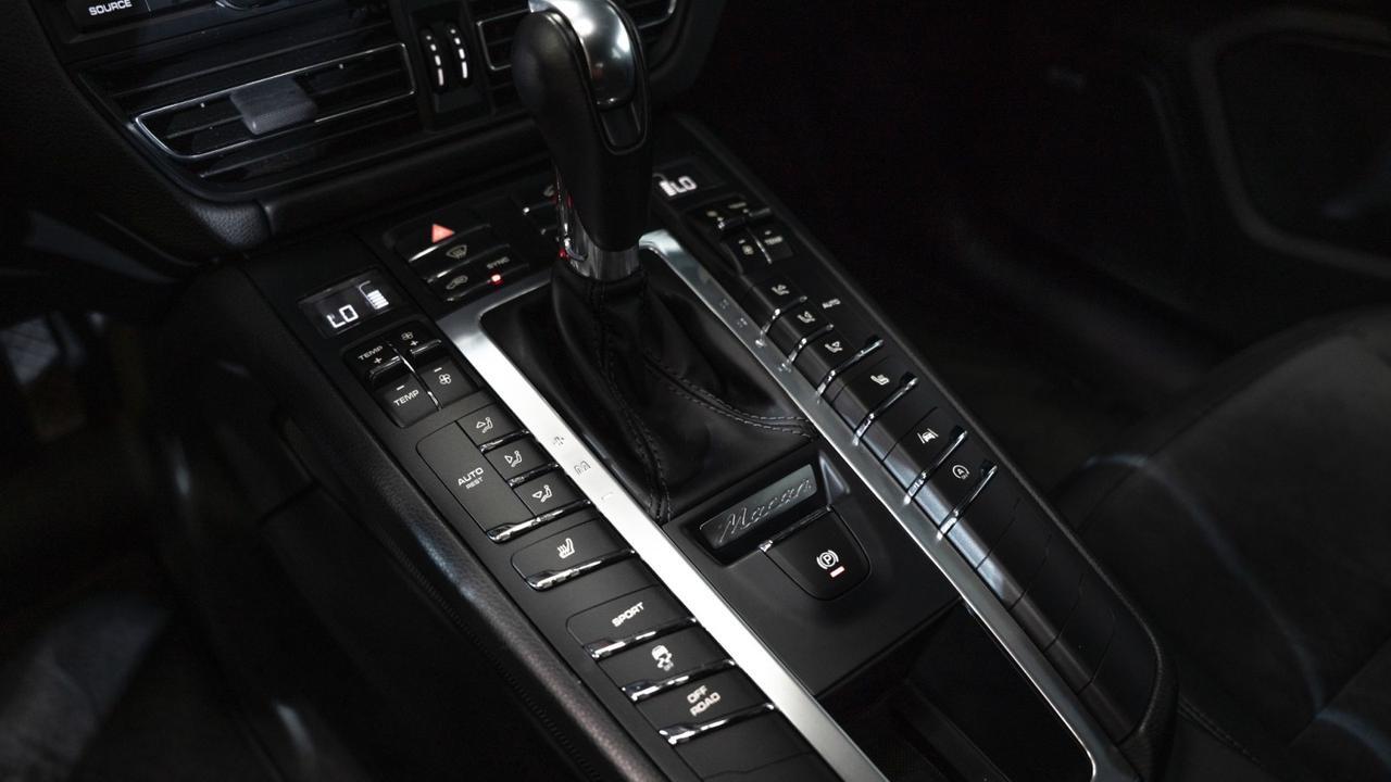 2019 Porsche Macan photo 25