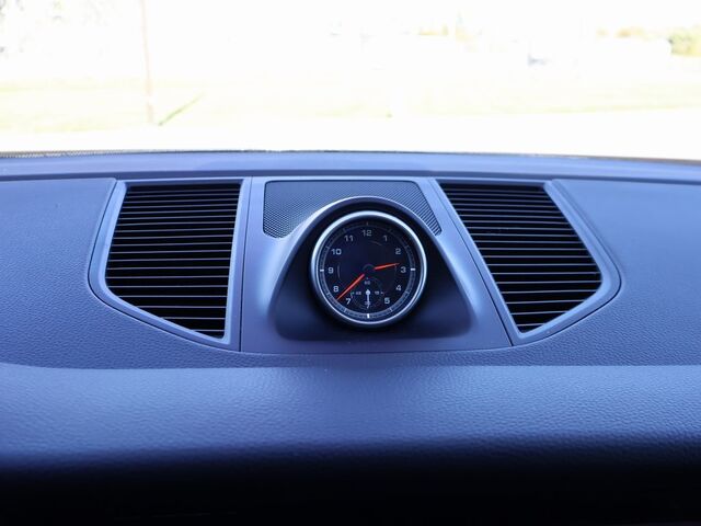 2019 Porsche Macan  Oshkosh WI 2019 Porsche Macan  Oshkosh WI