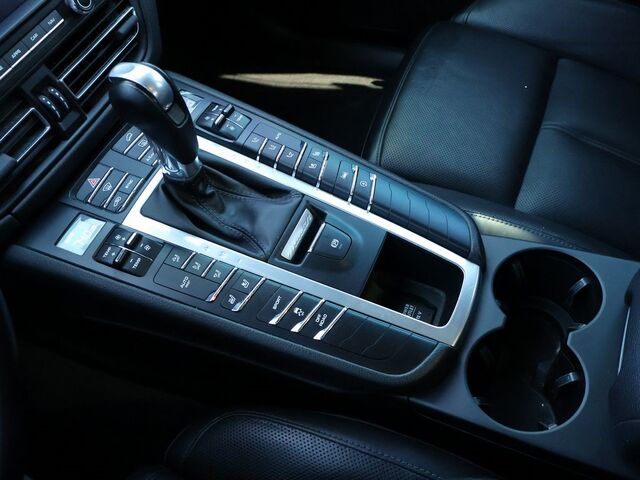 2019 Porsche Macan  Oshkosh WI 2019 Porsche Macan  Oshkosh WI