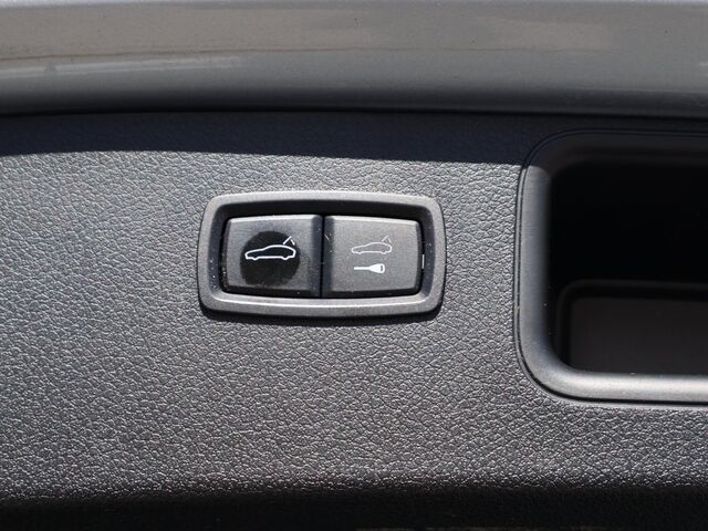 2019 Porsche Macan  Oshkosh WI 2019 Porsche Macan  Oshkosh WI