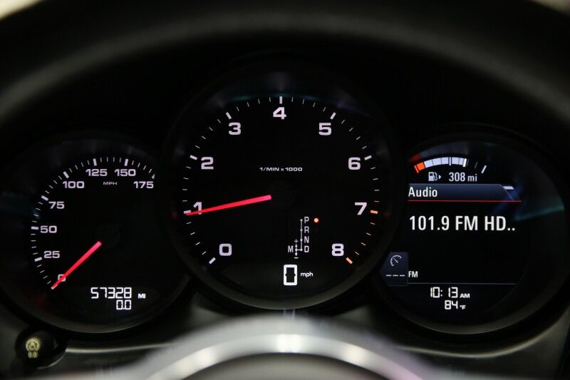 2019 Porsche Macan Plainview NY