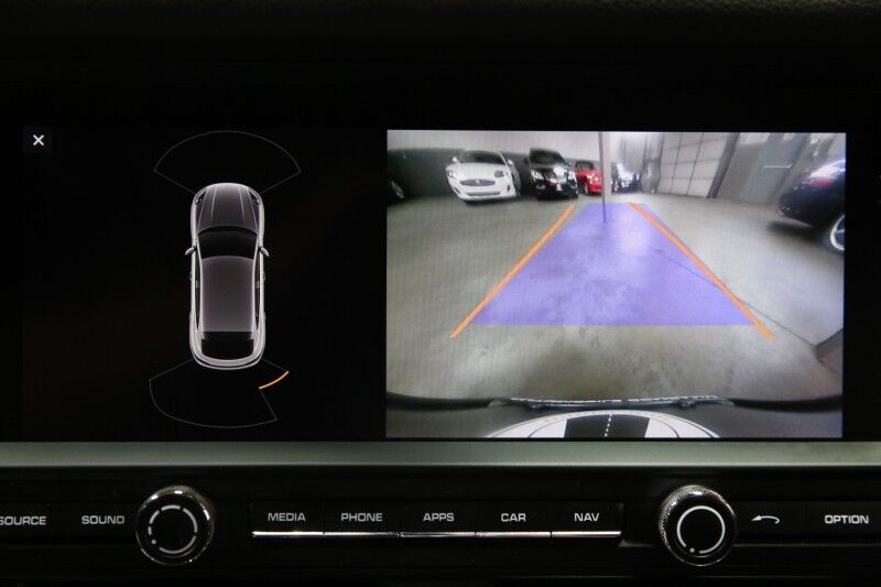 2019 Porsche Macan Plainview NY