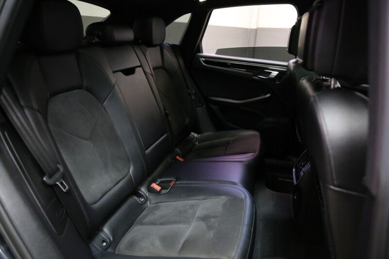 2019 Porsche Macan Plainview NY