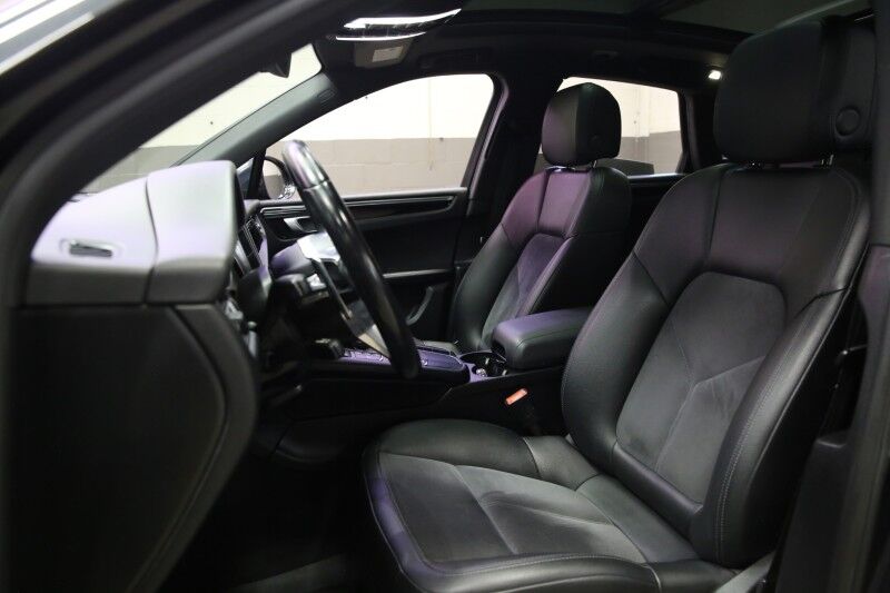 2019 Porsche Macan Plainview NY