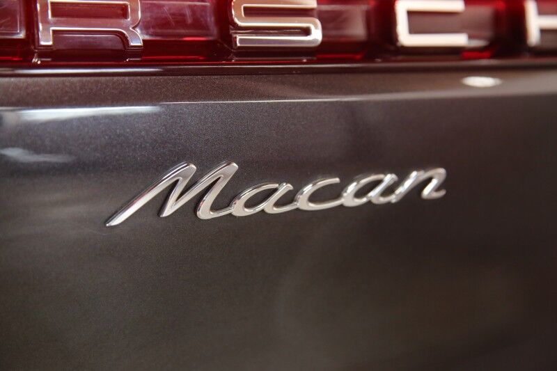2019 Porsche Macan Plainview NY
