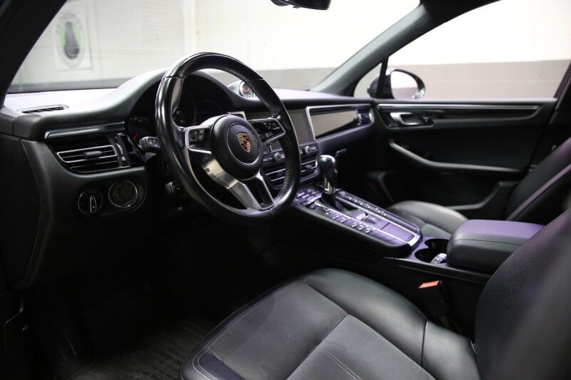2019 Porsche Macan Plainview NY