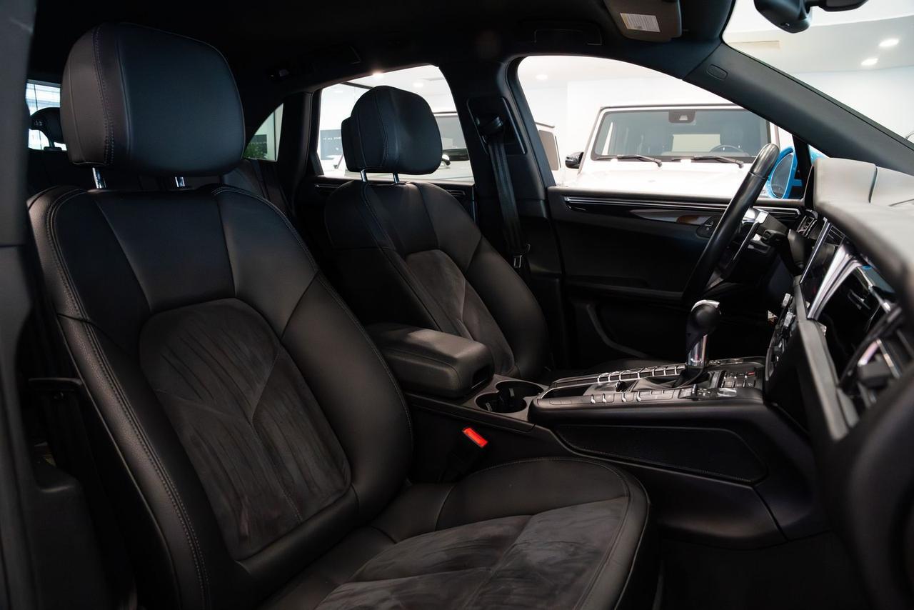 2019 Porsche Macan Base Gladstone OR