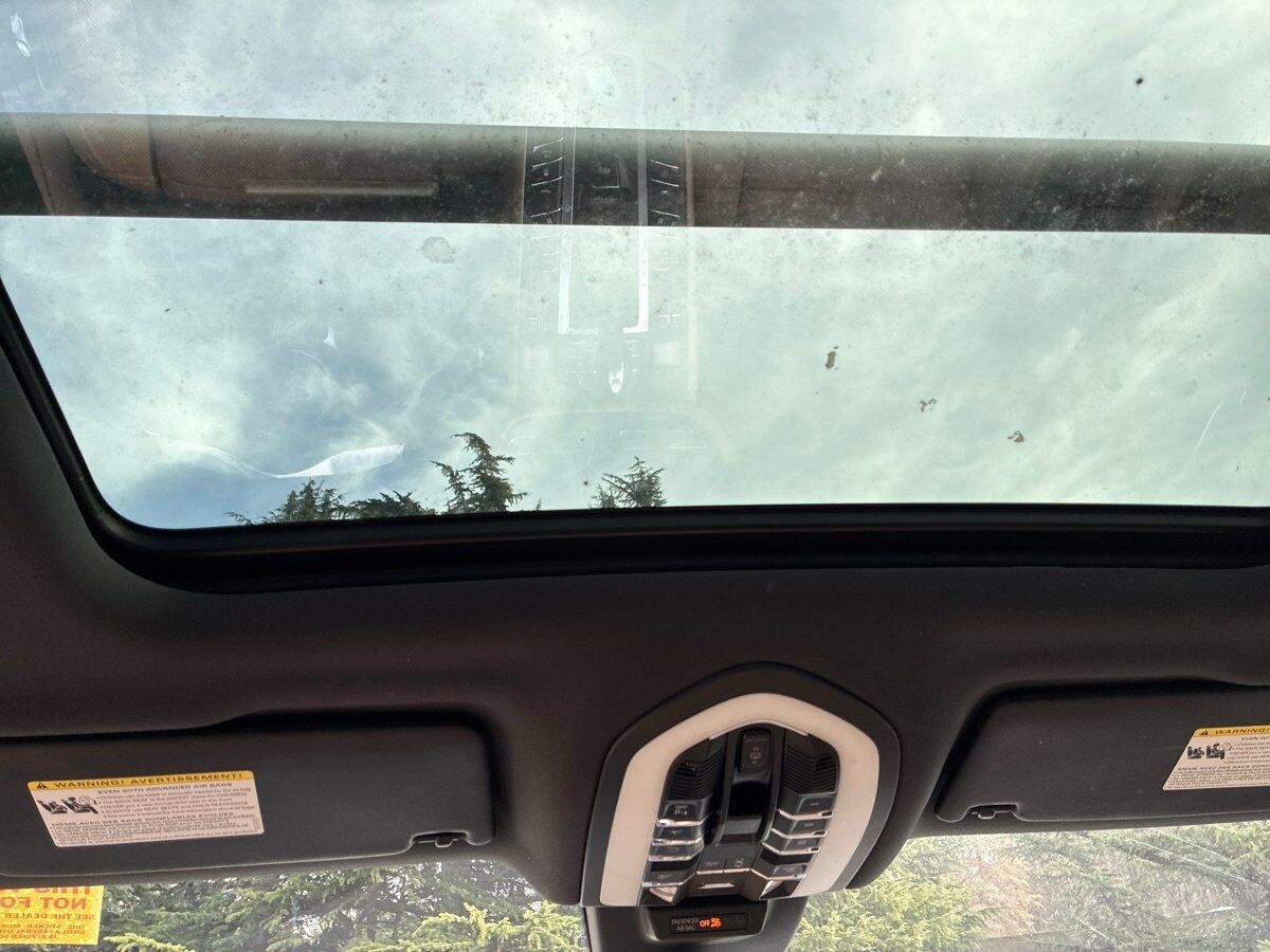 2019 Porsche Macan Panoramic Roof Bose Sound Portland OR