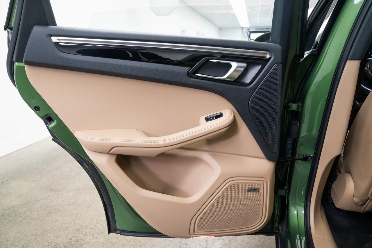 2019 Porsche Macan Premium Package Panoramic Roof Portland OR
