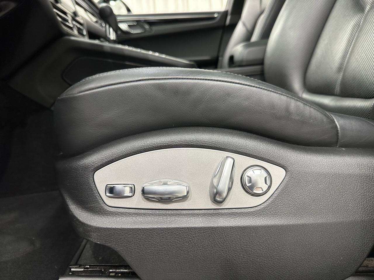 2019 Porsche Macan S Newark DE