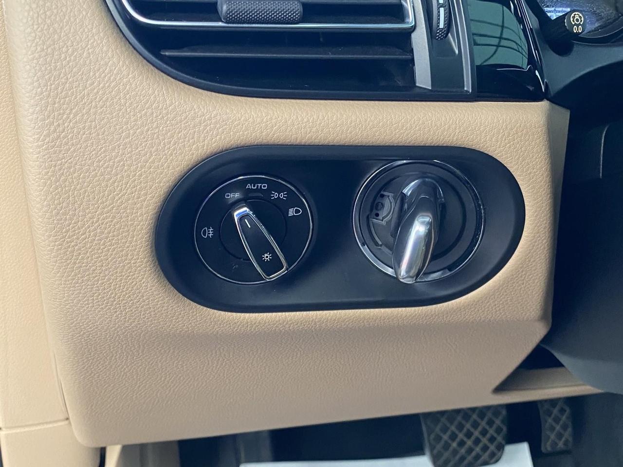 2019 Porsche Macan S Richmond Hill NY