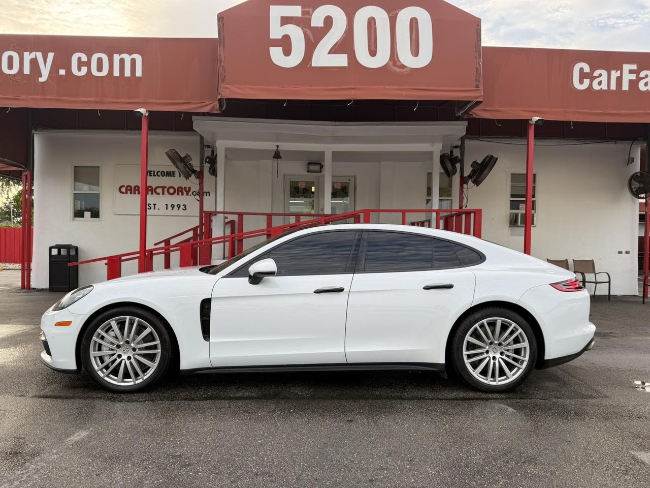 2019 Porsche Panamera