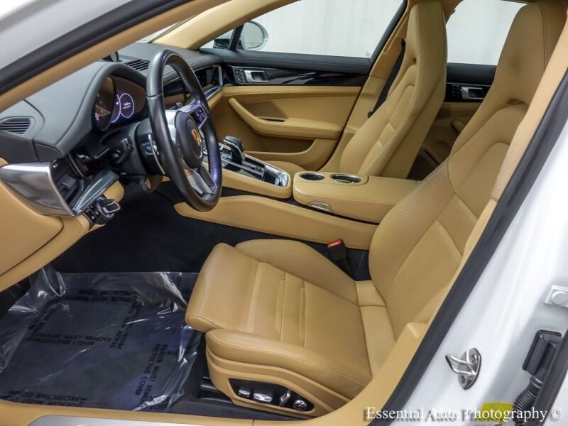 2019 Porsche Panamera 4 Executive Willowbrook IL