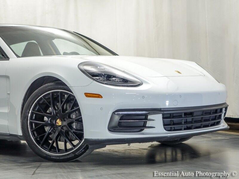 2019 Porsche Panamera 4 Executive