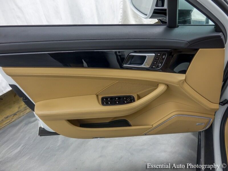 2019 Porsche Panamera 4 Executive Willowbrook IL