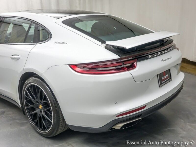 2019 Porsche Panamera 4 Executive Willowbrook IL