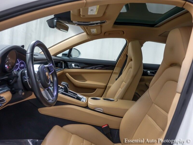 2019 Porsche Panamera 4 Executive Willowbrook IL