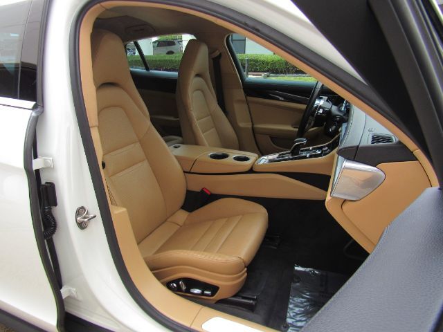 2019 Porsche Panamera 4 Plano TX