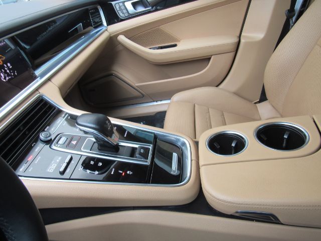2019 Porsche Panamera 4 Plano TX