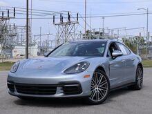 2019_Porsche_Panamera E-Hybrid_4_ Oshkosh WI