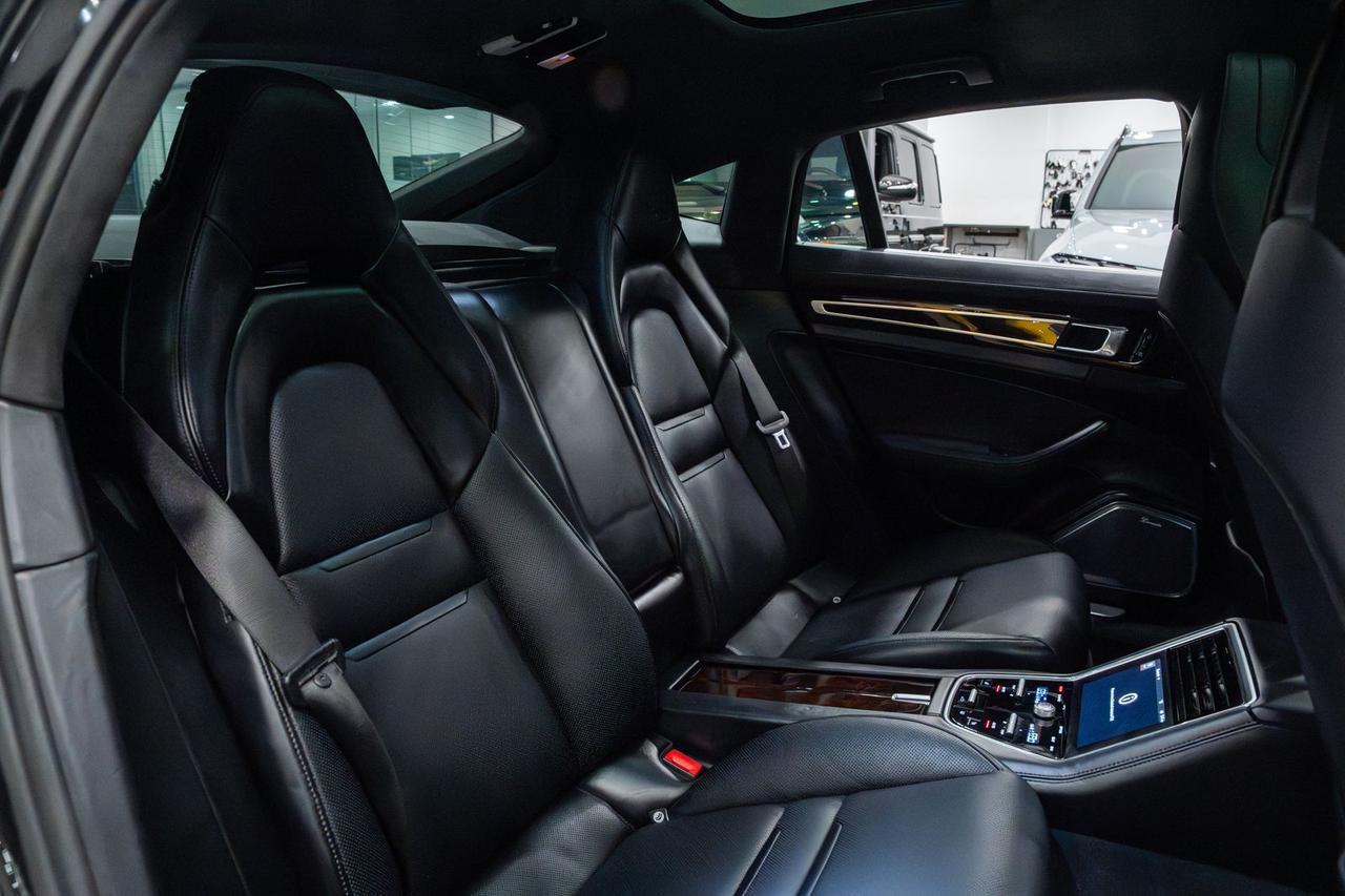 2019 Porsche Panamera E-Hybrid Turbo S Gladstone OR