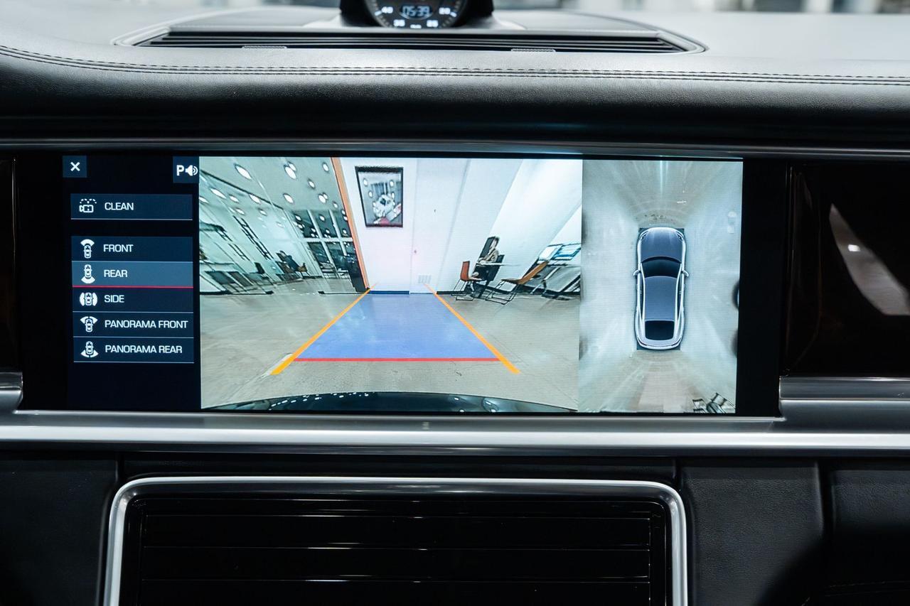 2019 Porsche Panamera E-Hybrid Turbo S Gladstone OR