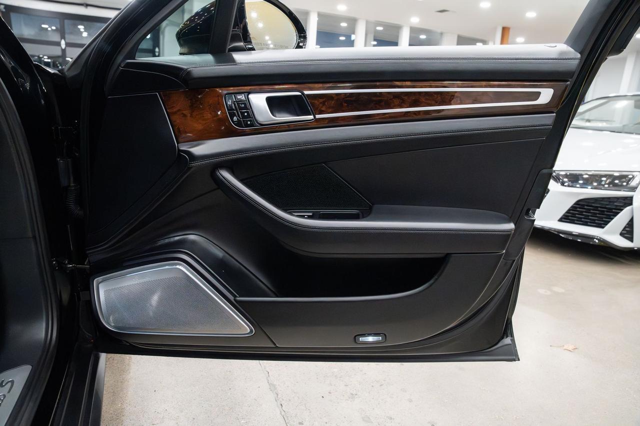 2019 Porsche Panamera E-Hybrid Turbo S Gladstone OR