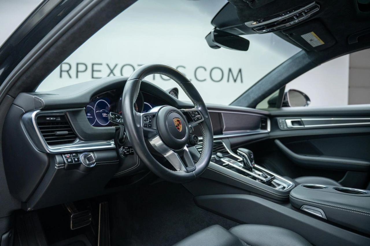 2019 Porsche Panamera