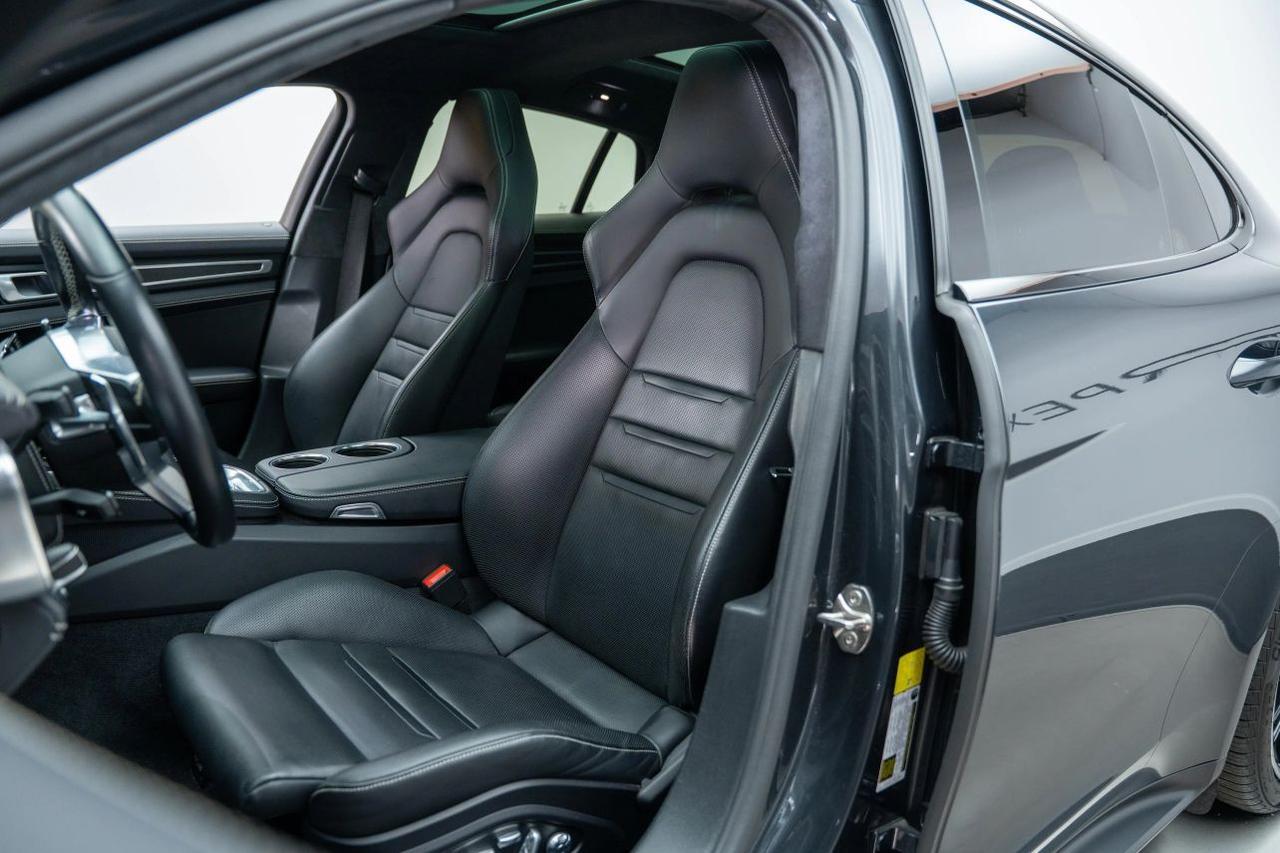 2019 Porsche Panamera